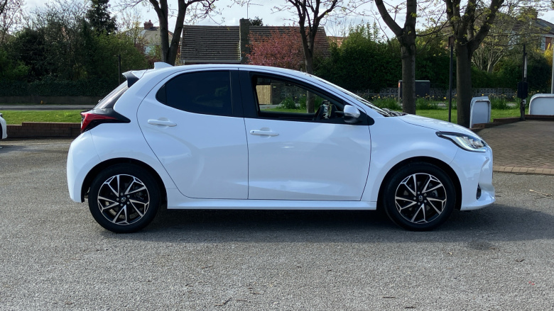 Toyota Yaris 1.5 Hybrid Design 5dr CVT Hybrid Hatchback